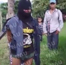 Queman vivo a una persona por robar dos guajolotes “Vídeo”