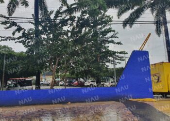 Paramédicos de Protección Civil atienden a estudiante de la Universidad Autónoma de Chiapas