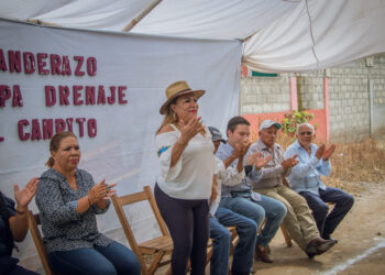 Sonia Eloína Hernández Aguilar lleva el maratón de obras 2022 al ejido el Campito.