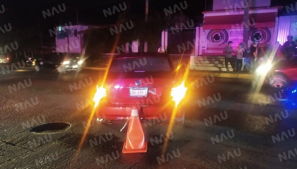 Motociclista lesionado al ser impactado por un vehículo