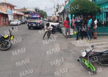 Dos motociclistas lesionados al chocar entre sí