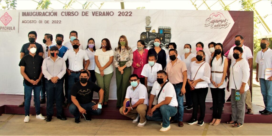 INAUGURA ROSY URBINA CURSO DE VERANO 2022
