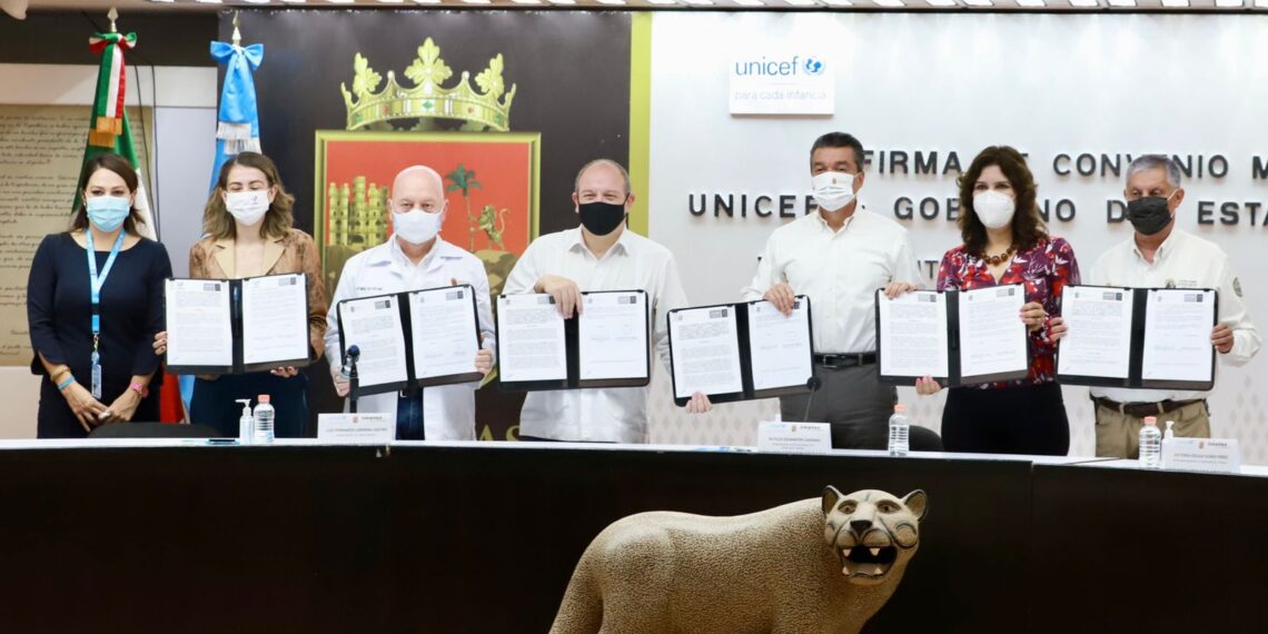 Rutilio Escandón firma convenio con representante de Unicef en México a favor de la infancia y la adolescencia