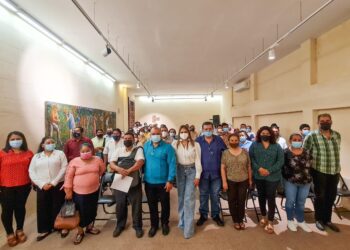 PRESIDE ROSY URBINA TALLER DE TRÁMITES DE REGISTRO PARA AGRUPACIONES RELIGIOSAS