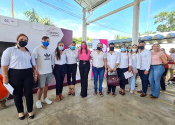 RECONOCE ROSY URBINA POLÍTICAS PÚBLICAS EN FAVOR DE LA IGUALDAD DE GÉNERO Y EMPODERAMIENTO DE LAS CHIAPANECAS