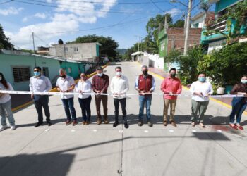 Inaugura Rutilio Escandón pavimentación de la calle Segunda Oriente Sur, en el Barrio San Francisco