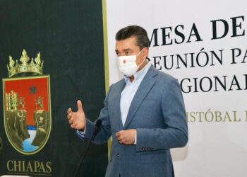 Desde San Cristóbal de Las Casas, exhorta Rutilio Escandón a vacunarse contra el COVID-19