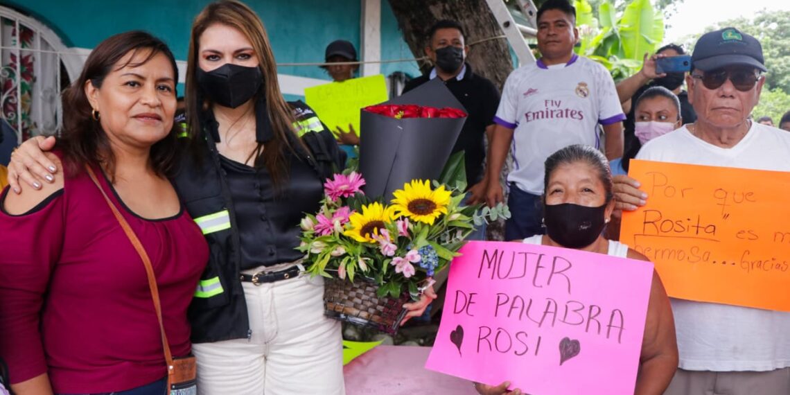 LA SUMA DE ESFUERZOS GENERA EL PROGRESO Y LA FELICIDAD DE LAS FAMILIAS TAPACHULTECAS: ROSY URBINA