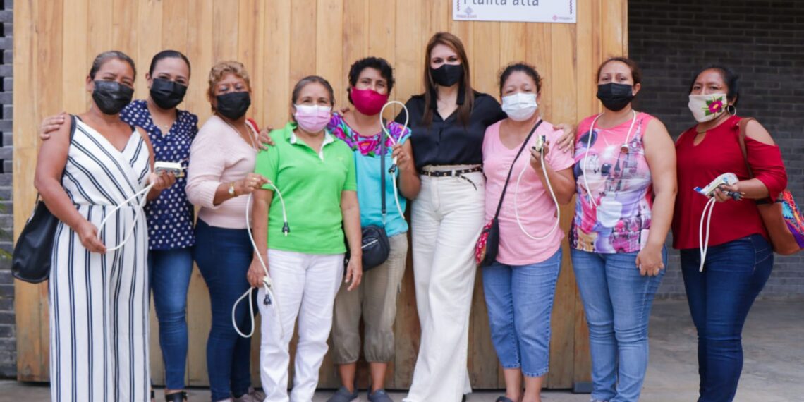 ROSY URBINA DESTACA IMPULSO A LAS MUJERES CON TALLERES GENERADORES DE LA ECONOMIA FAMILIAR