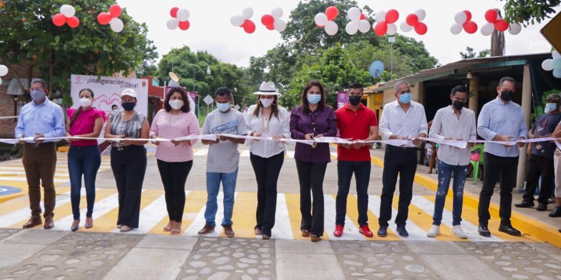 EN TIEMPO Y CON CALIDAD SE ENTREGA LA OBRA DEL CANTÓN LA JOYA PARA BIENESTAR DEL PUEBLO: ROSY URBINA