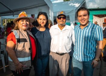 Maratón de obras fortalece el desarrollo en infraestructura en Suchiate: Sonia Eloína / Ejido Ignacio López Rayón