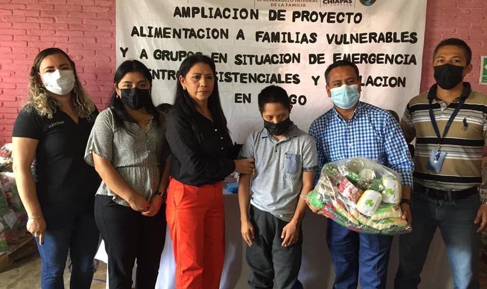 Mercedes Ramírez entrega insumos a personas con discapacidad, en la ampliación del proyecto “Alimentación a familias vulnerables y a grupos en situación de emergencia”