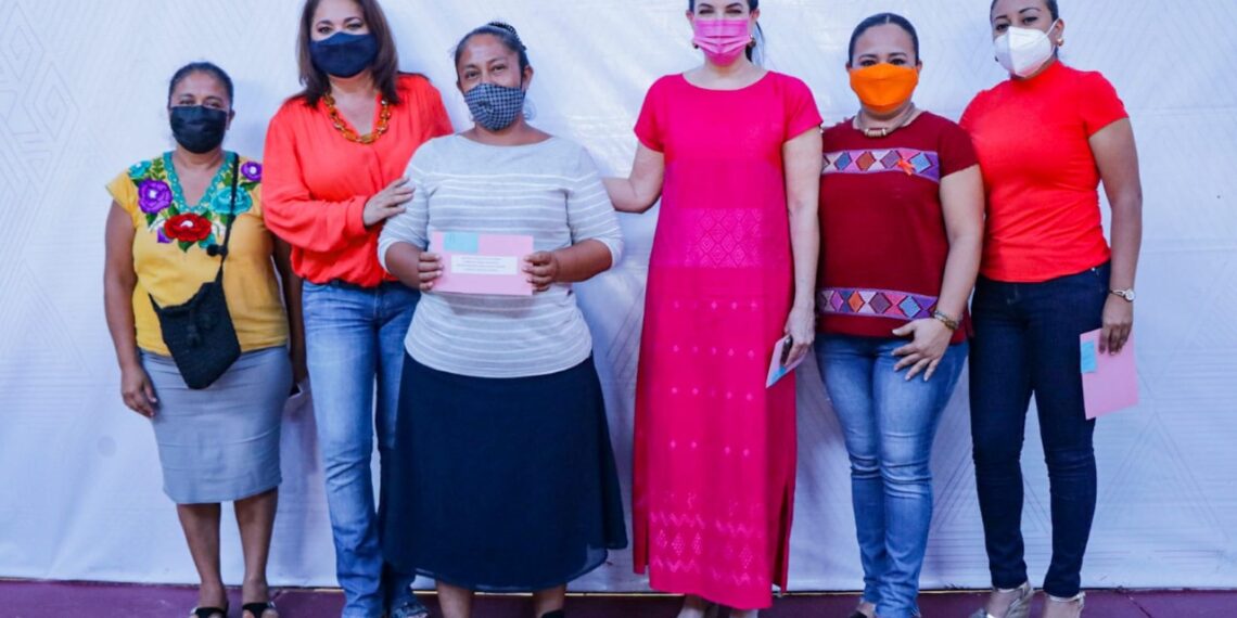 ENTREGAN EN TAPACHULA RECURSOS DEL PROGRAMA SEMILLAS DE AUTONOMÍA