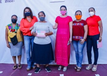 ENTREGAN EN TAPACHULA RECURSOS DEL PROGRAMA SEMILLAS DE AUTONOMÍA