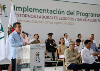 ROSY URBINA ATESTIGUA ACUERDO PARA IMPLEMENTAR EL PROGRAMA ENTORNOS LABORALES SEGUROS Y SALUDABLES, DEL IMSS