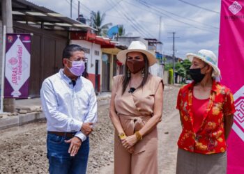 ROSY URBINA SUPERVISA AVANCE DE OBRA EN COLONIA BENITO JUÁREZ