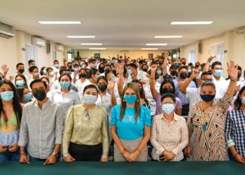 “DESDE EL AYUNTAMIENTO SEGUIREMOS INCENTIVANDO EL ESPÍRITU TRANSFORMADOR DE LOS JÓVENES”: ROSY URBINA