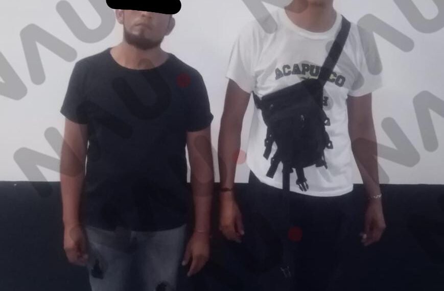 Ex militar y policía municipal activo son detenidos con dosis de marihuana y una motocicleta