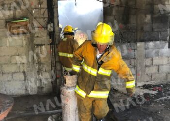 Se incendia una casa en Raymundo Enriquez