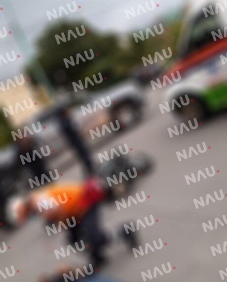 Motocilista lesionado tras chocar contra un taxi que se dio a la fuga