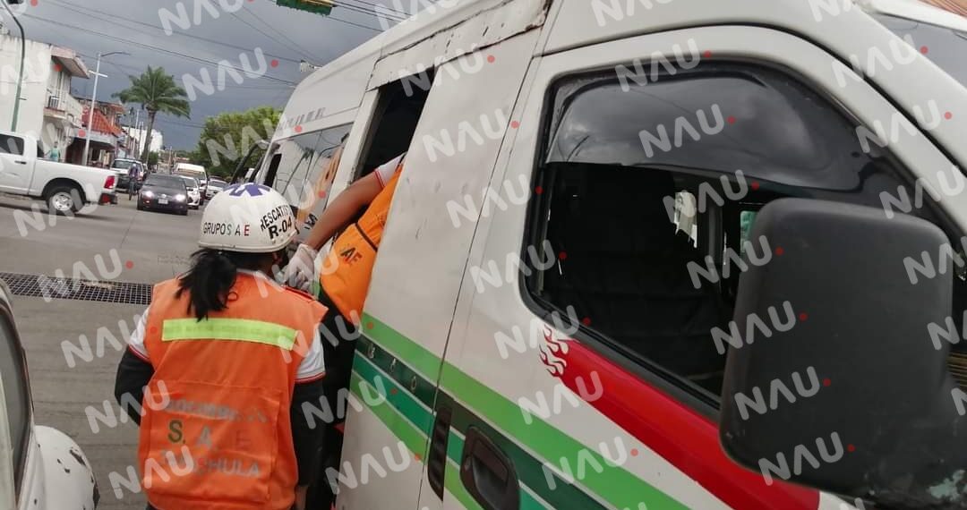 Murió de un infarto arriba de la combi