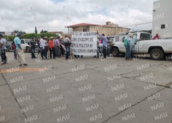 Campesinos bloquean carretera por desaparición del comisariado ejidal de Sinaloa en la sierra de Chiapas