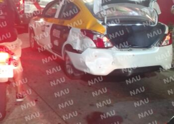 Choque por alcance deja solo daños