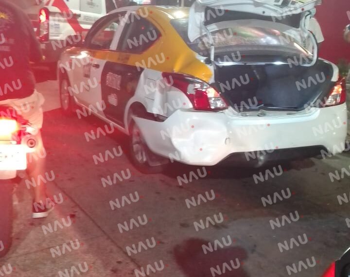 Choque por alcance deja solo daños