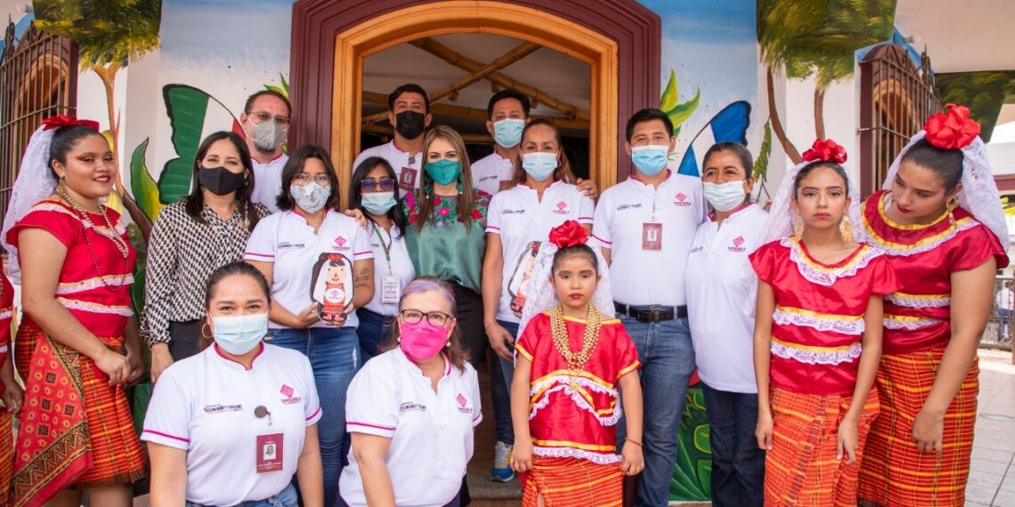 INAUGURA ROSY URBINA CENTRO DE INFORMACIÓN TURÍSTICA PERMANENTE EN EL PARQUE BICENTENARIO