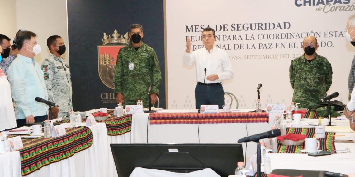 Llama Rutilio Escandón a extremar precauciones por lluvias y vacunarse contra el COVID-19