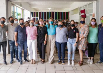 DIF TAPACHULA BALUARTE PARA ATENDER A LOS GRUPOS VULNERABLES EN TAPACHULA: ROSY URBINA