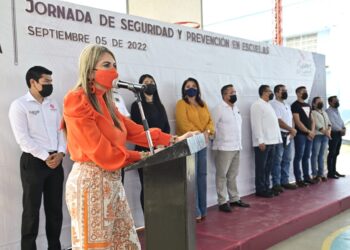 “EN EL GOBIERNO MUNICIPAL SEGUIMOS TRABAJANDO PARA HACER DE TAPACHULA UN LUGAR SEGURO PARA TODOS”: ROSY URBINA.