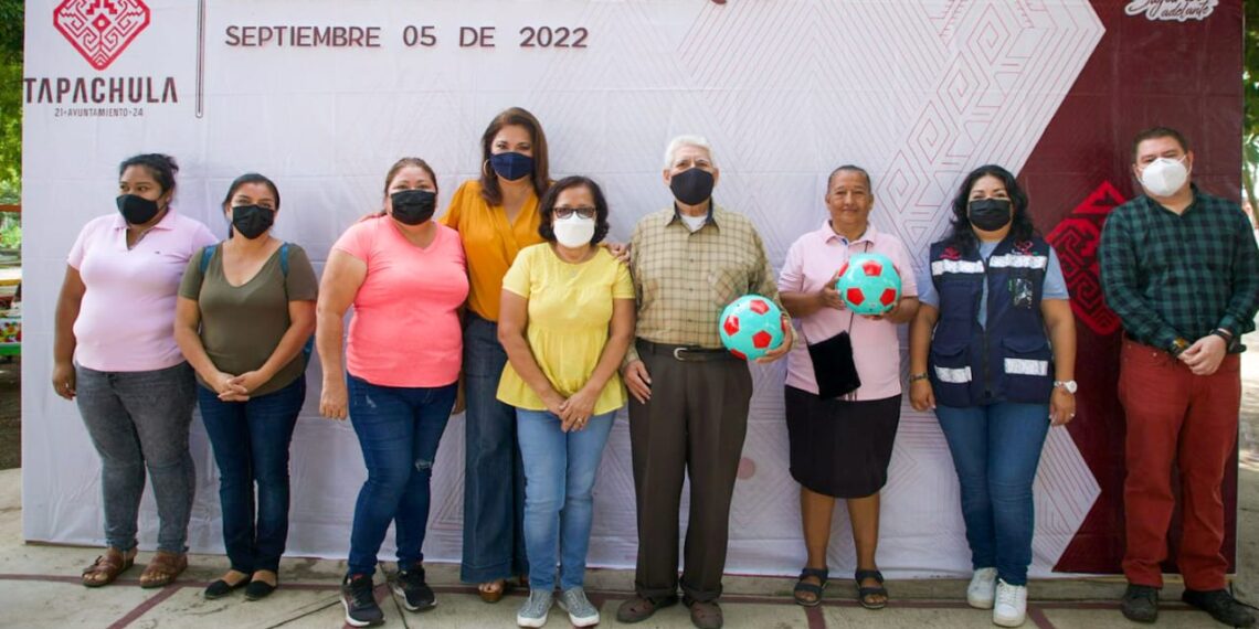 REALIZA AYUNTAMIENTO REHABILITACIÓN DEL PARQUE DE SANTA CLARA BUROCRÁTICA