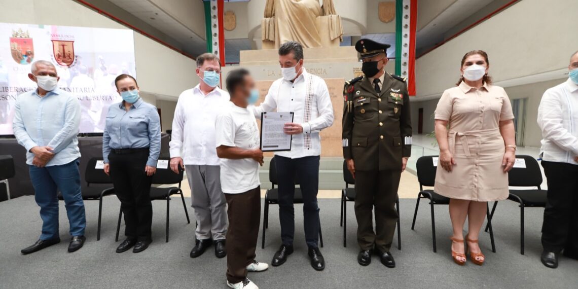 Encabeza Rutilio Escandón liberación humanitaria de 119 personas internas en penales de Chiapas