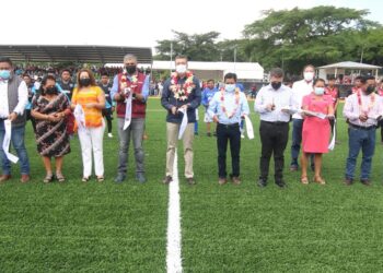 Inaugura Rutilio Escandón rehabilitación y ampliación de Unidad Deportiva de Nicolás Ruiz