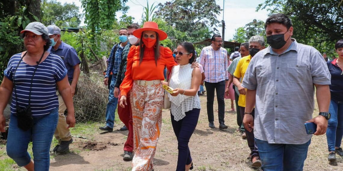 AYUNTAMIENTO DE TAPACHULA ORGANIZA KERMESSE ROSA EN CEDECO NORTE