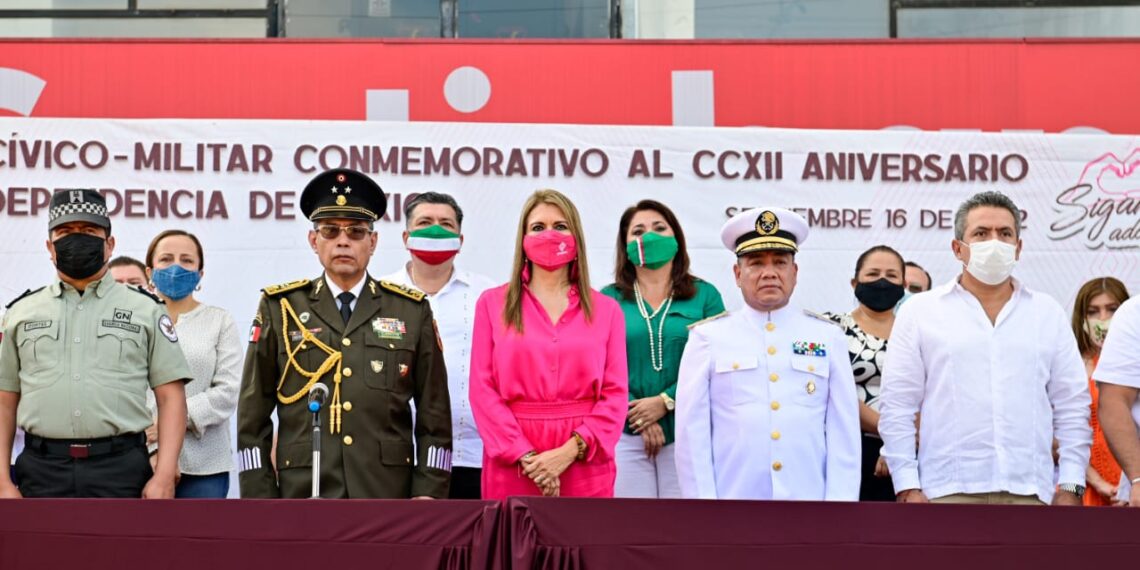 CON FERVOR PATRIO Y ENTUSIASMO CIUDADANO REGRESÓ A TAPACHULA EL DESFILE CÍVICO MILITAR