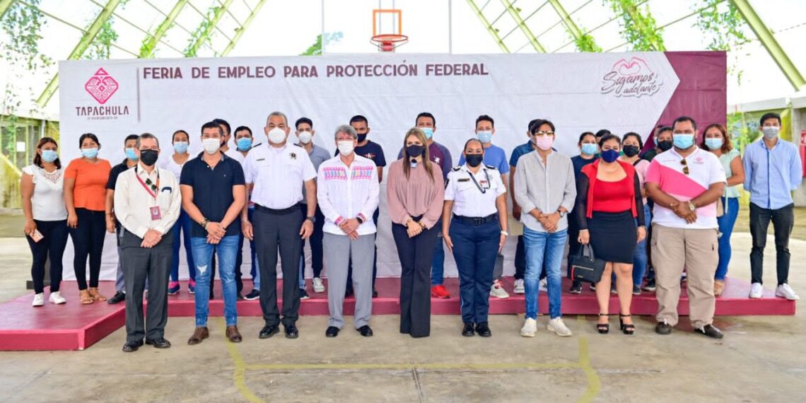 AYUNTAMIENTO DE TAPACHULA VINCULA A JÓVENES EN LA FERIA DE EMPLEO PARA EL SERVICIO DE PROTECCIÓN FEDERAL