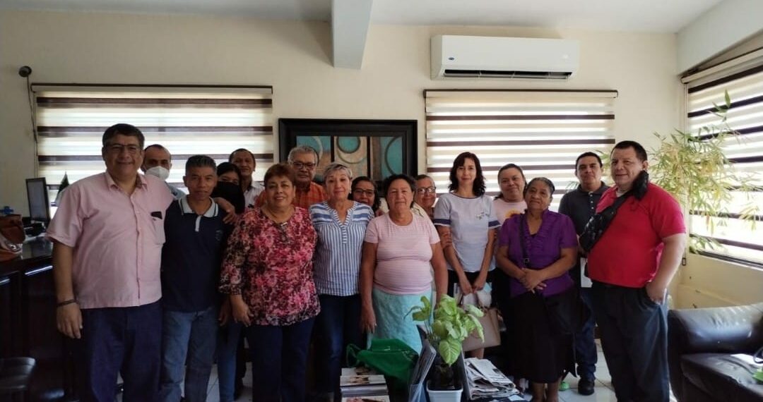 Agradecen afectados del huracán Stan al gobernador Rutilio Escandón por sus escrituras