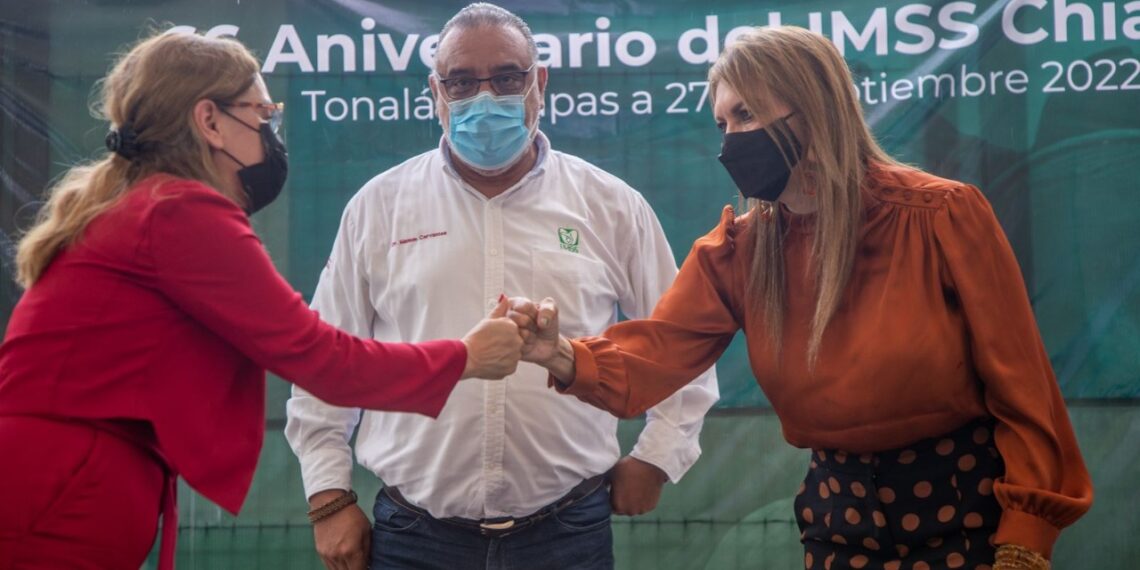 EN EL 66 ANIVERSARIO DEL IMSS CHIAPAS, ROSY URBINA FELICITA A LOS HÉROES DE LA SALUD