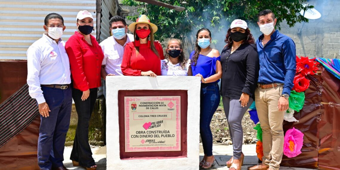 LLEGA LA CUARTA TRANSFORMACIÓN A LA COLONIA TRES CRUCES