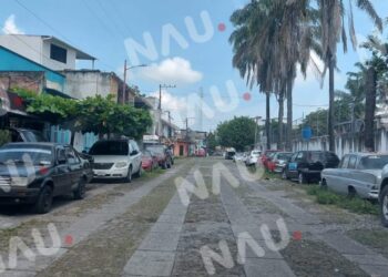 Reportan 8 vehículos abandonados en la vía pública