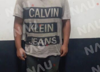 Detienen al mono con camioneta robada de bodega Aurrerá