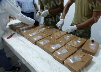 1700 kilos de cocaína asegura la SEMAR en alta mar