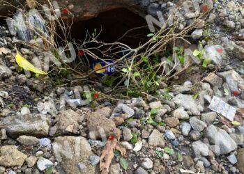 Cráter podría ocasionar un accidente frente a un jardín de niño en la colonia el Porvenir