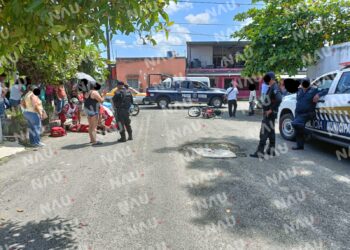 Motocilista lesionado al ser impactado por un vehículo no identificado