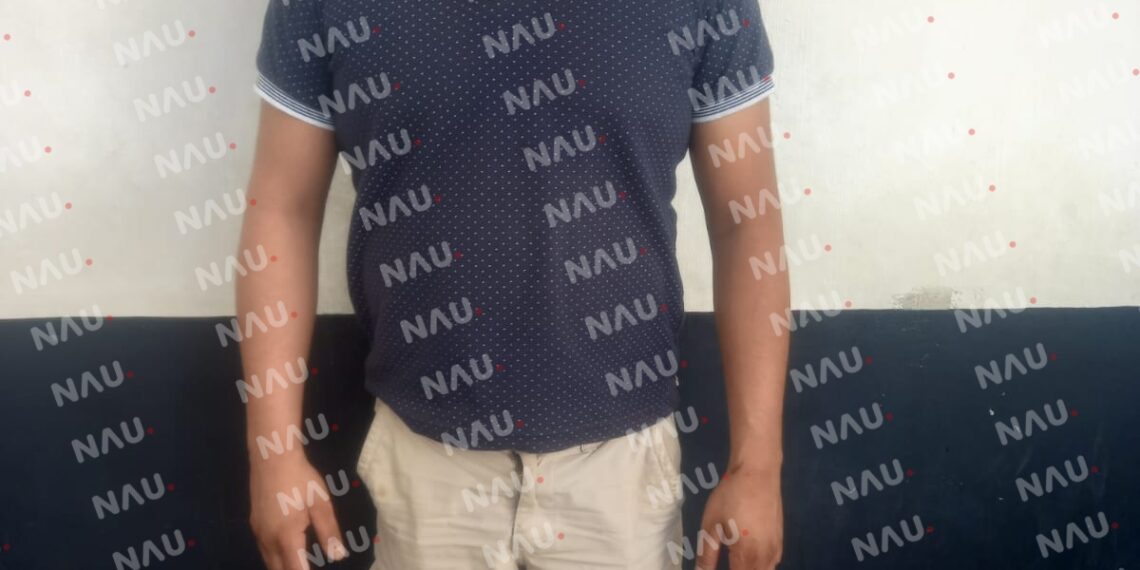 Aseguran a presunto pollero con 6 cubanos