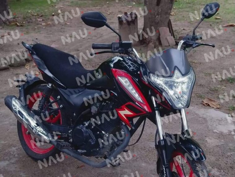 Roban con violencia una motocicleta