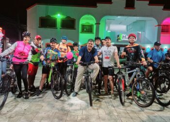 BAJO EL MARCO DEL MES DE OCTUBRE, MES DE LA SENSIBILIZACIÓN CONTRA EL CÁNCER DE MAMA SE REALIZÓ LA RODADA “PASEO ROSA”.