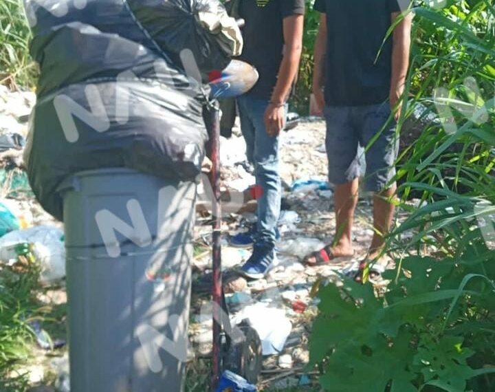 Guatemalteco y Salvadoreño detenidos por tirar basura en la vía pública